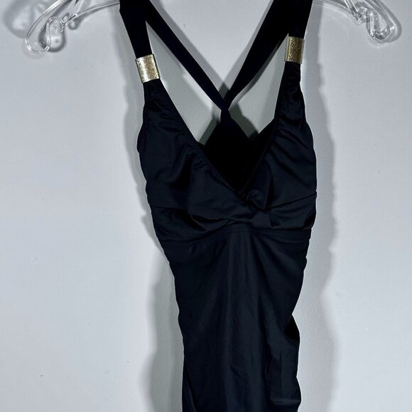 Women’s Bathing Suit Top - Picture 1 of 3
